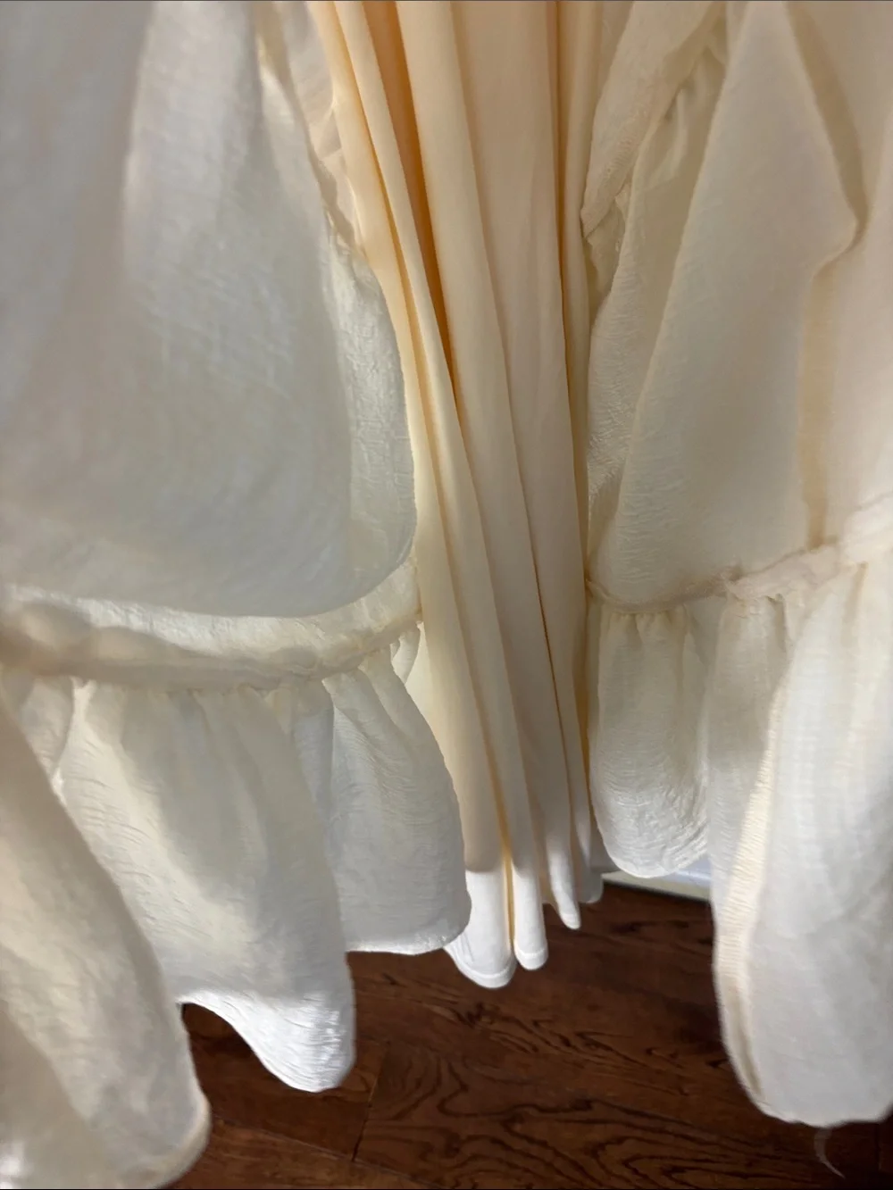 Lulu's Tier It Up Cream Knotted Front Tiered Ruffled Maxi Dress Size XS - Picture 10 of 11